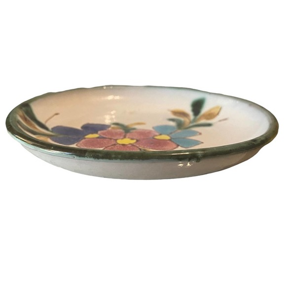 Vintage Small trinket bowl glazed pottery hand painted signed - Picture 3 of 3